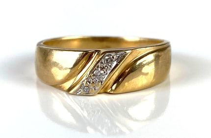 10K Gold Diamond Ring