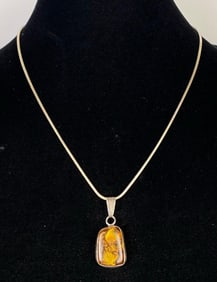 Sterling Silver Chain Necklace with Amber Pendant