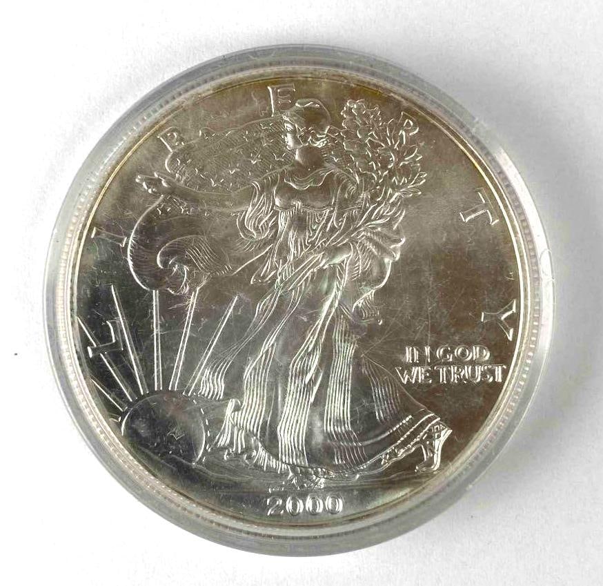 2000 US American Silver Eagle 1 oz .999 Fine Silver Round (1 of 2)