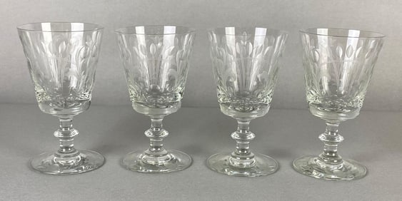 Set of 4 Clear Crystal Glass Stemmed Leaf Water Goblets