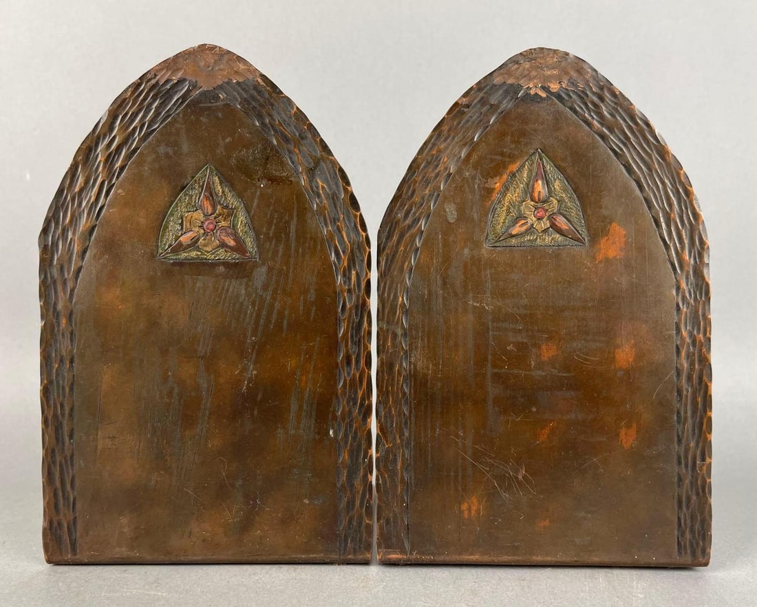 Pair of Arts and Crafts Hammered Copper Bookends (1 of 3)