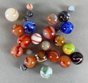 Group of 20+ Peltier Glass Co. Ottawa IL Marbles