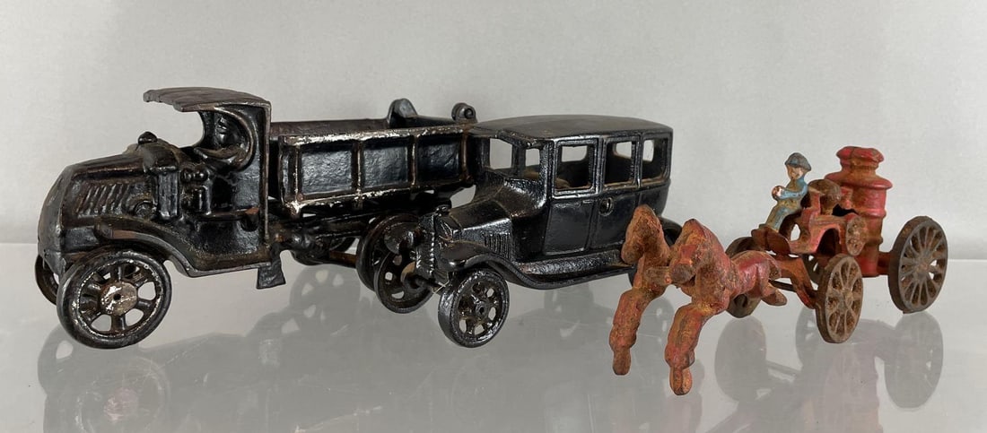 Group of 3 Vintage Cast Iron Vehicles (1 of 5)