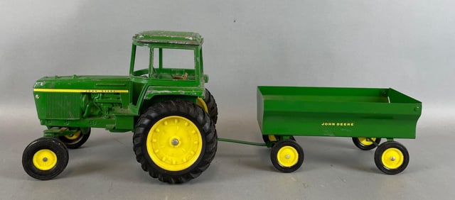 Ertl John Deere Die-Cast Tractor with Trailer