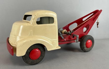 Vintage Smith Miller Pressed Steel Tow Truck