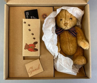 1997 Gund Collectors Club Package Set