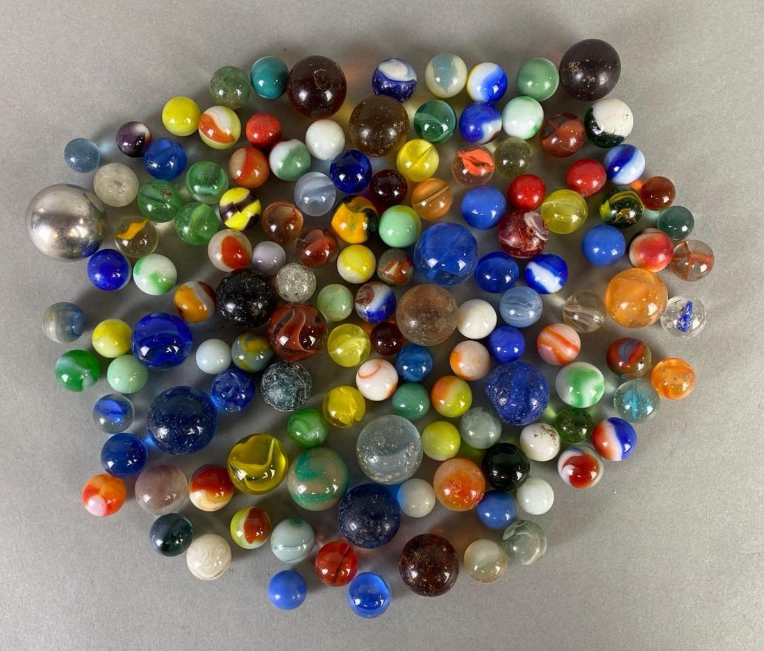 Group of 120+ Marbles: Group of vintage marbles.