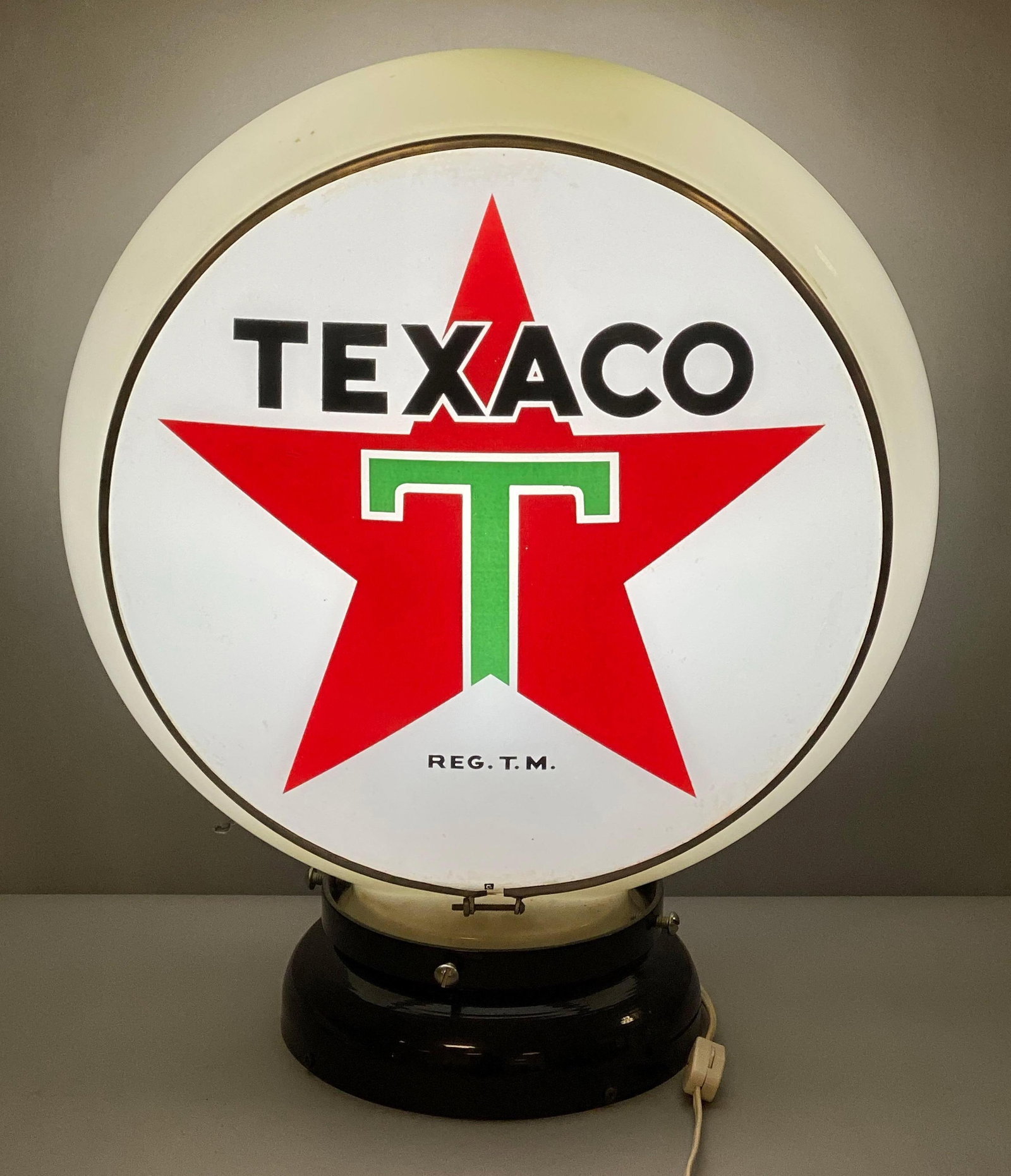 Vintage Texaco Glass Gas Pump Light Up Advertising Globe (1 of 5)