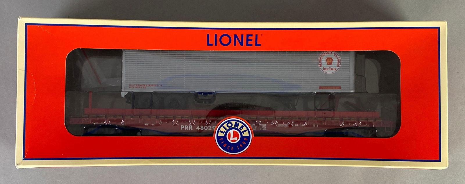 Lionel PRR PS-4 O Scale Flat w/ 40 Ft Trailer (1 of 3)