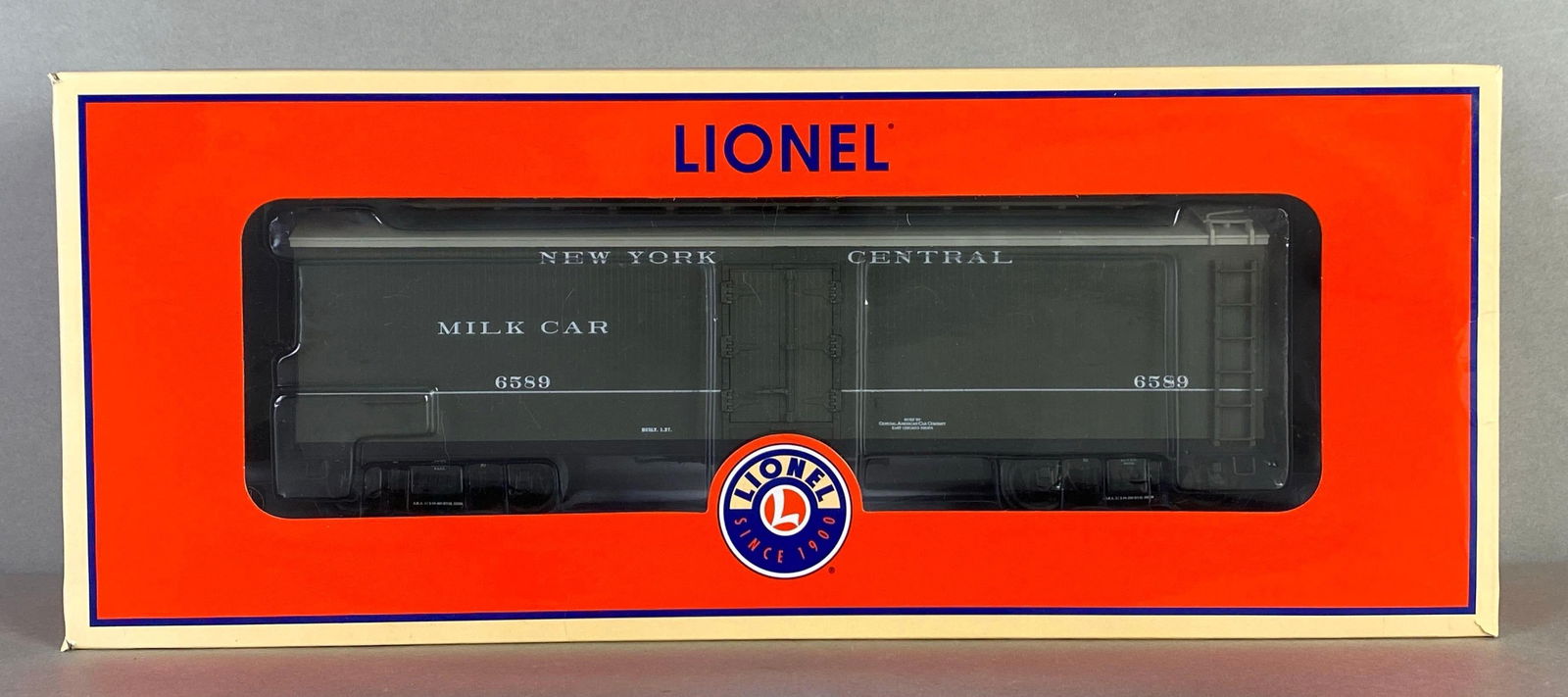 Lionel NYC O Scale Train Milk Car 6589 (1 of 3)