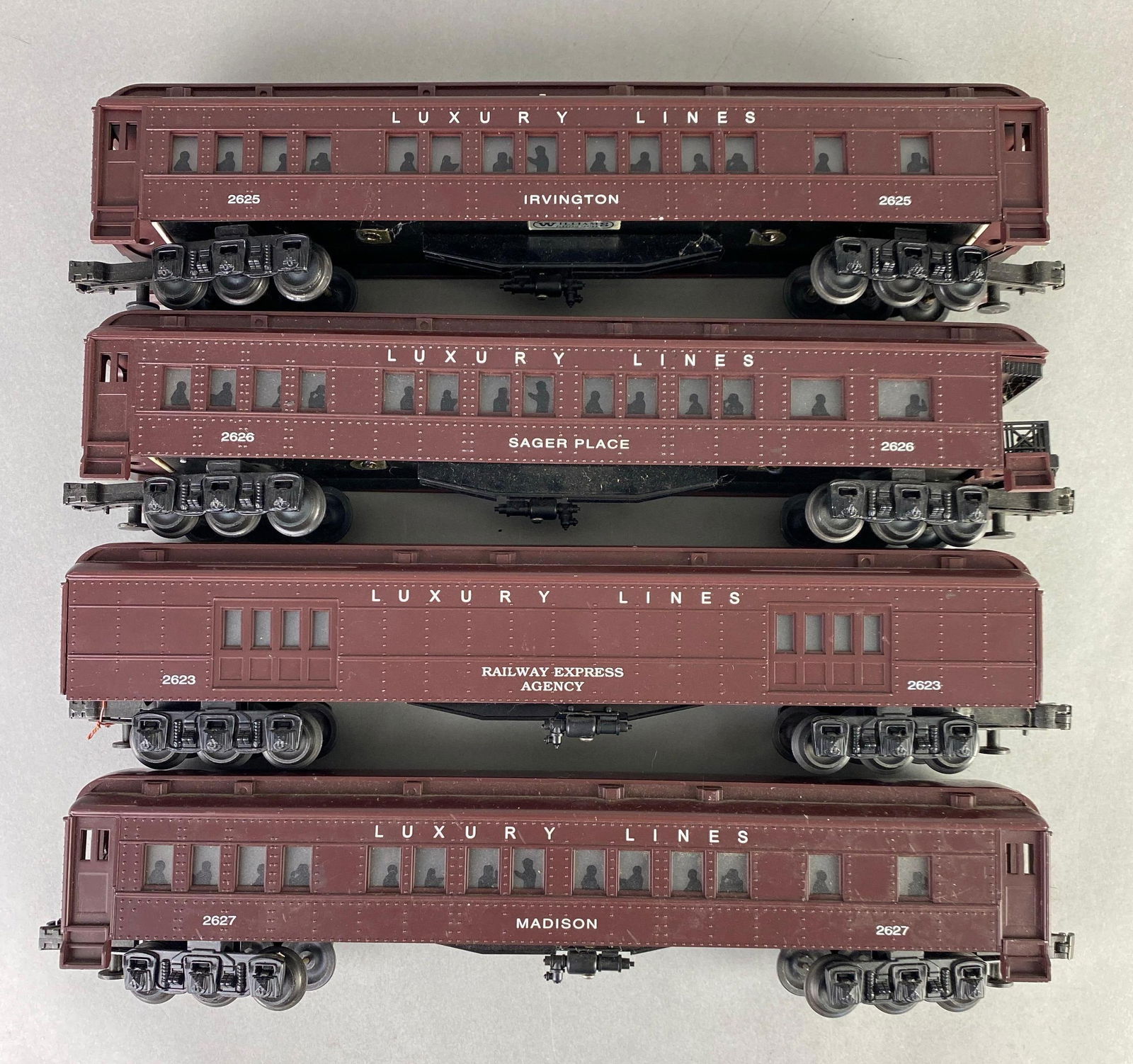 Group of 4 Williams O Scale Luxury Lines Train Passenger Cars (1 of 2)