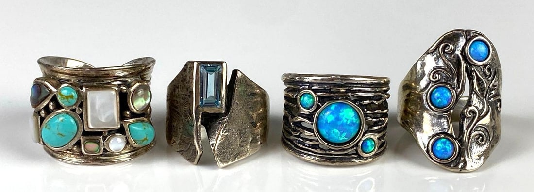 Group of 4 Sterling Silver Rings (1 of 3)