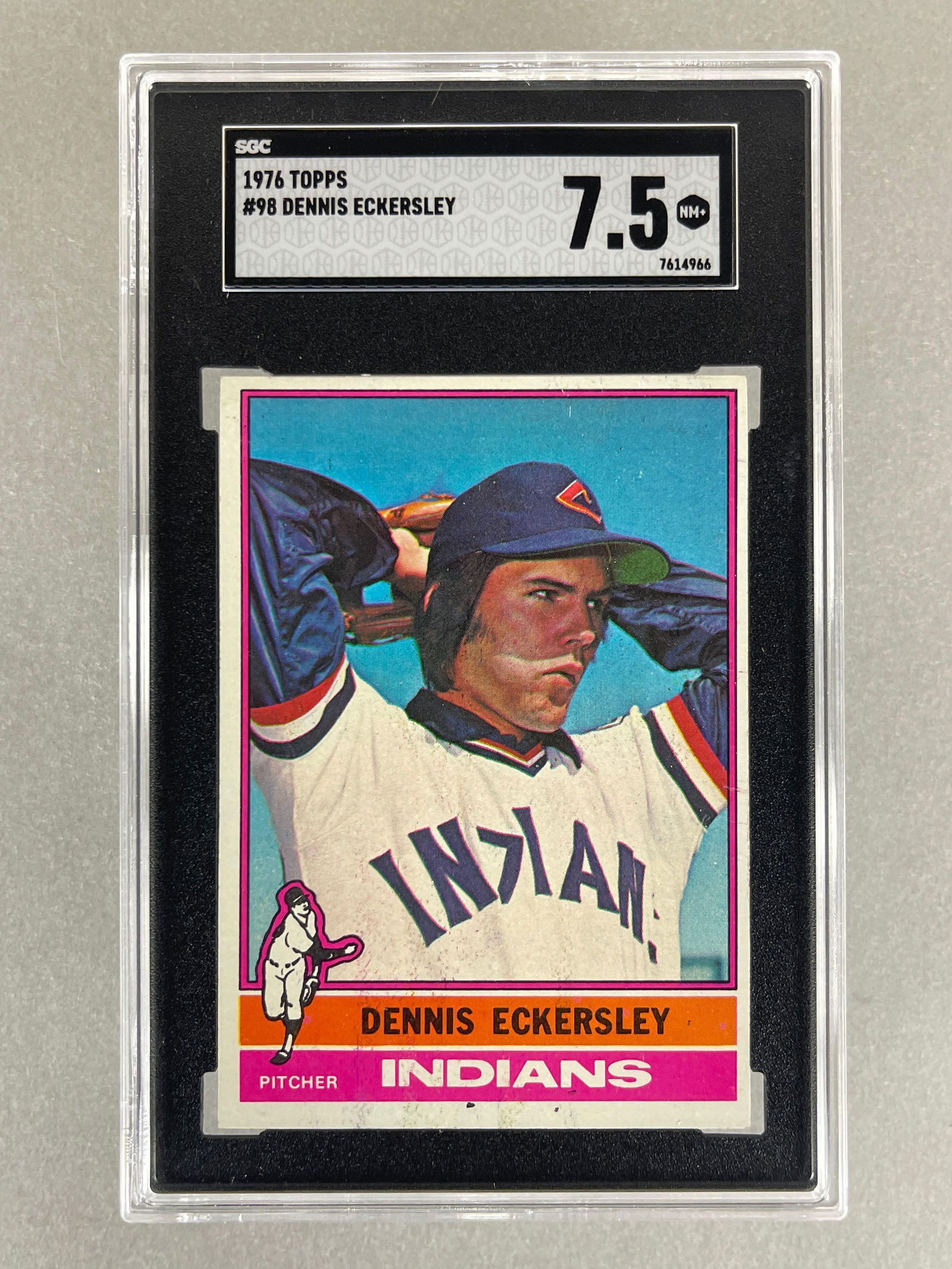 1976 Topps Dennis Eckersley #98 SGC 7.5 Rookie (1 of 2)