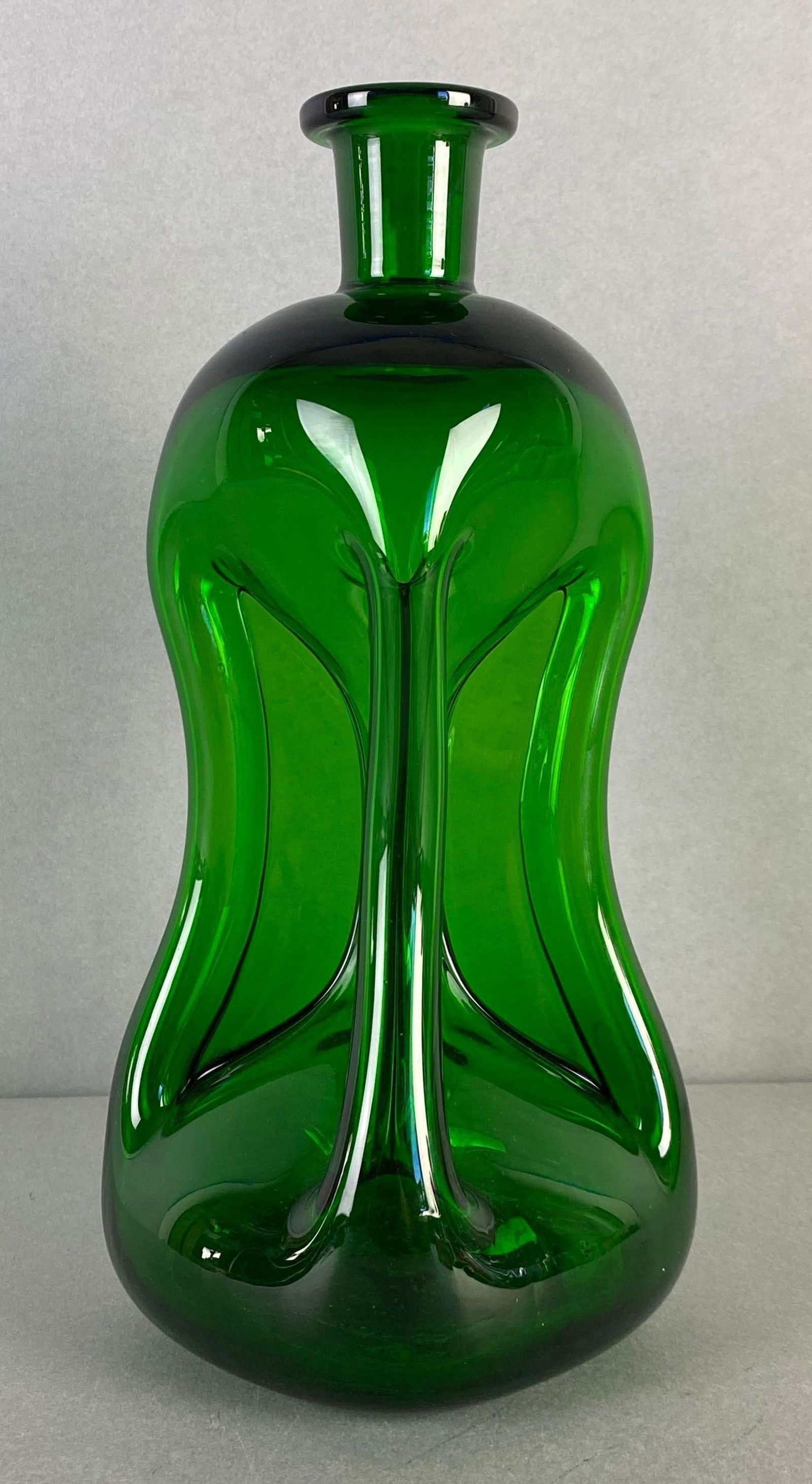 Mid-Century Modern Holmegaard Kluk Kluk Green Pressed Glass Decanter: Missing stopper, measures 9 1/2 x 4 1/2 x 4 1/2 inches