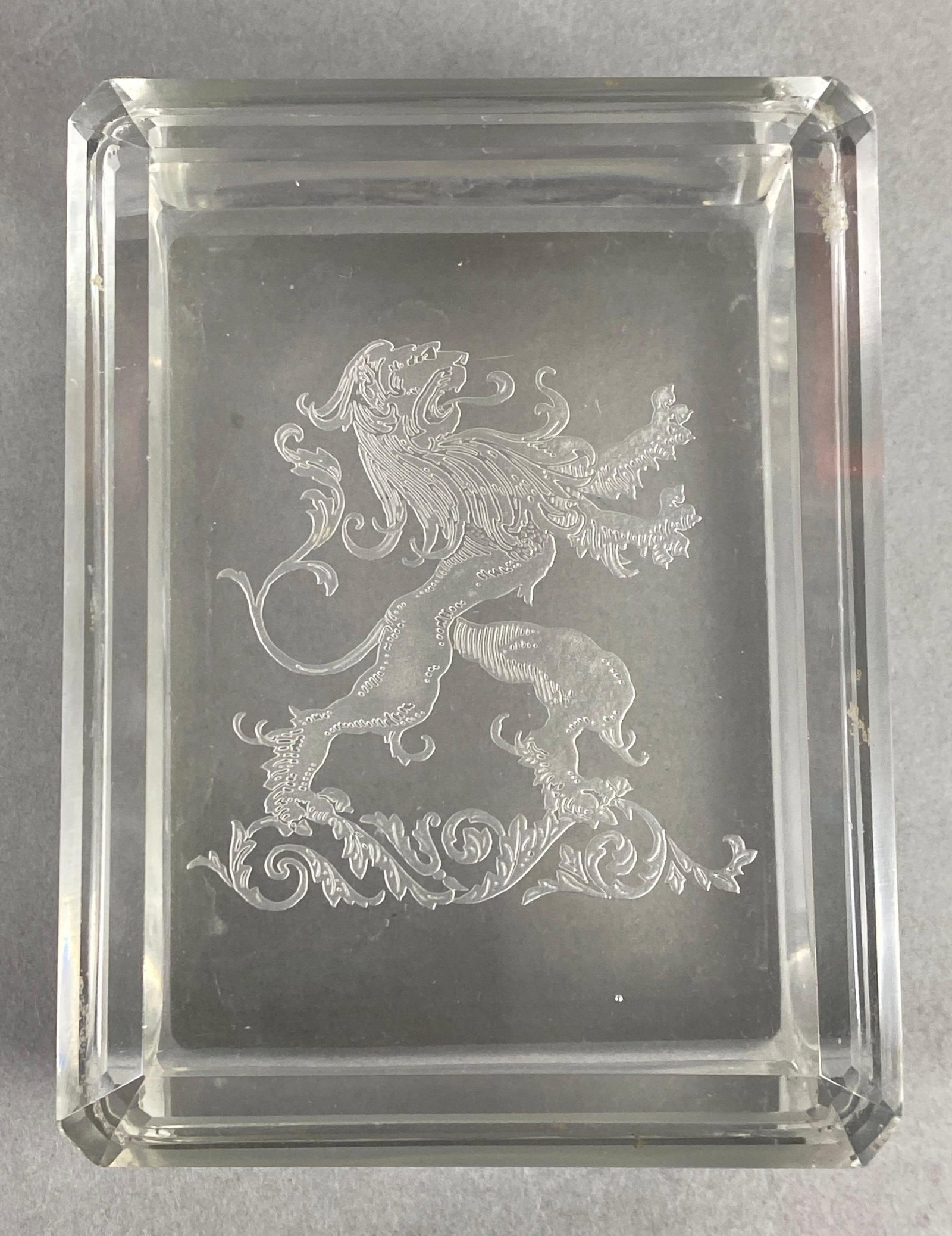 Etched Lion Crystal Glass Trinket Box: Some chips shown, measures 5 x 3 3/4 x 2 1/4 inches