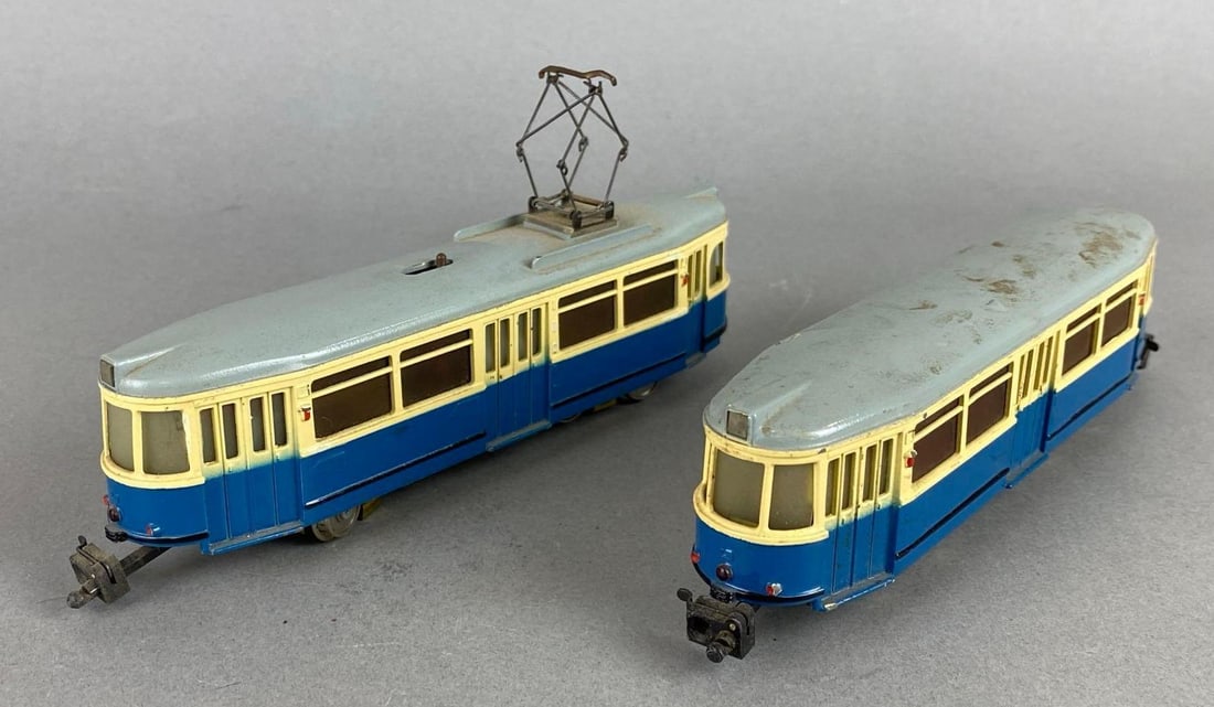 Group of 2 Electric HO Scale Die-Cast Passenger Railroad Cars (1 of 7)