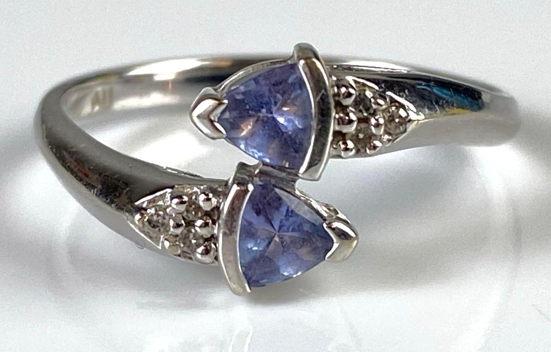 10K White Gold Tanzanite and Diamond Ring (1 of 6)