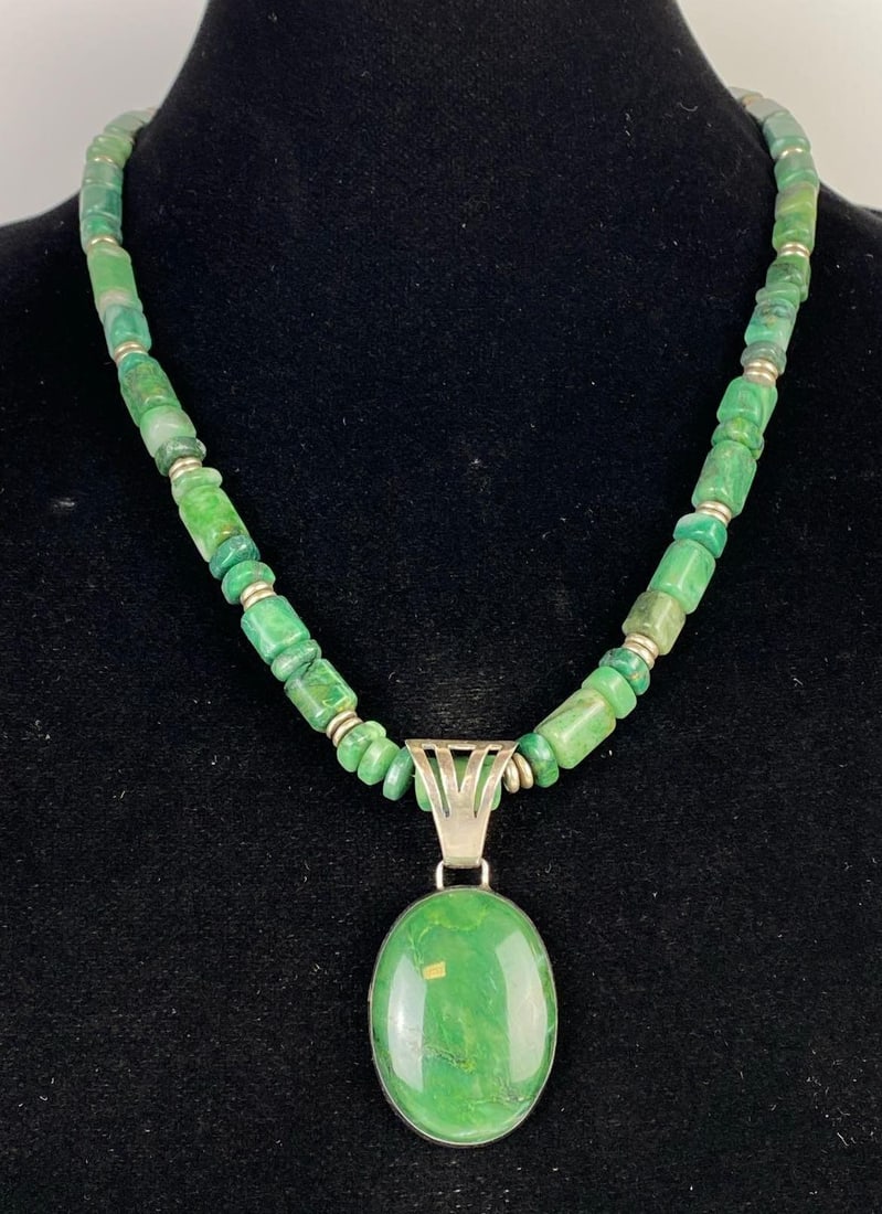 Sterling Silver Green Onyx Beaded Pendant Necklace (1 of 5)