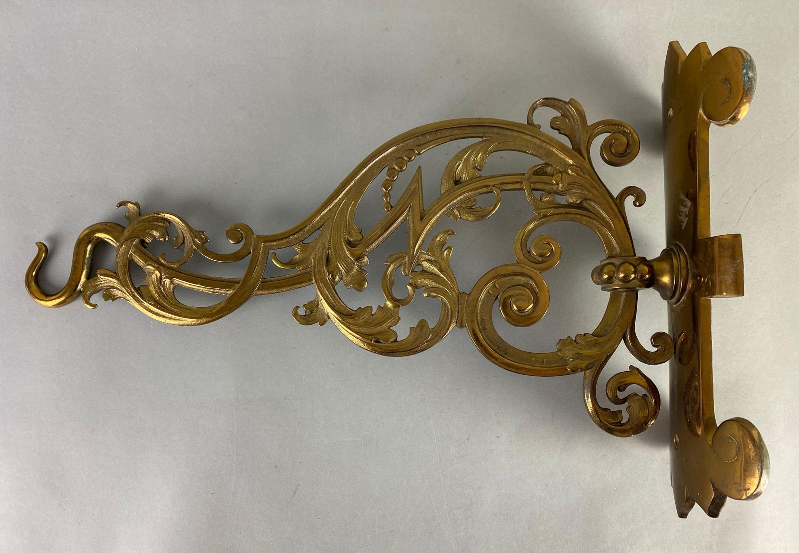 Polished Brass Hanging Trade Sign Bracket (1 of 3)
