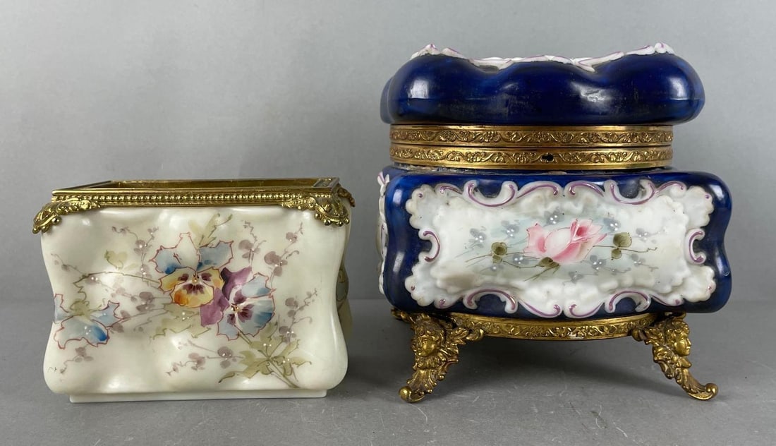 Group of 2 Antique Wavecrest Opal Glass Ornate Dresser Boxes (1 of 7)