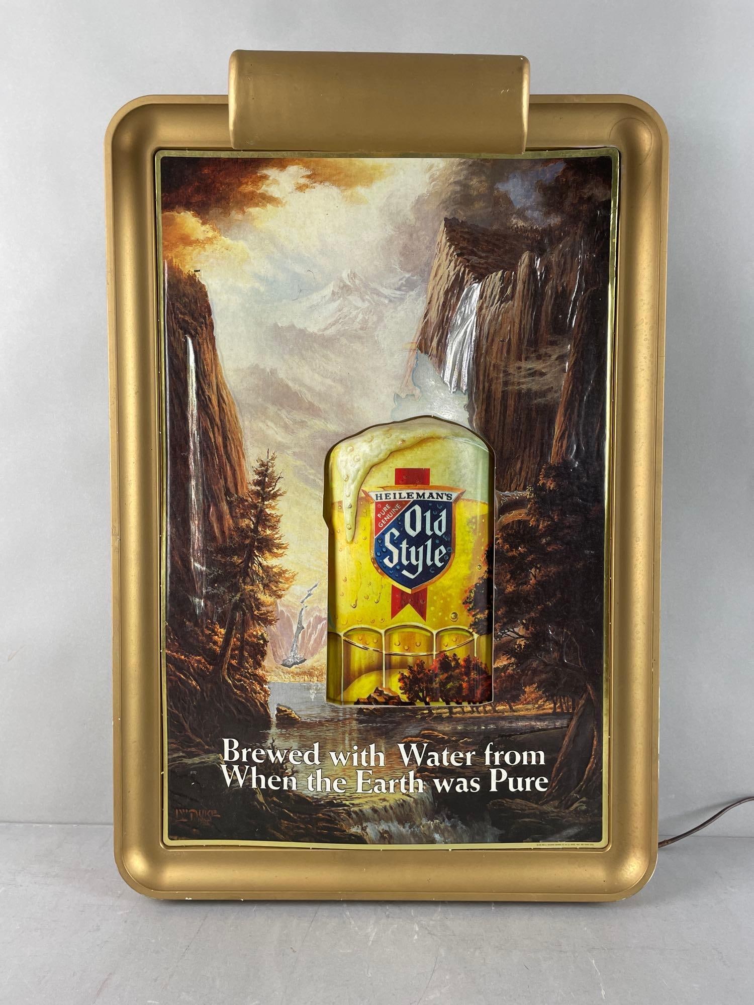 1985 Old Style Beer Light-Up Advertising Sign (1 of 3)