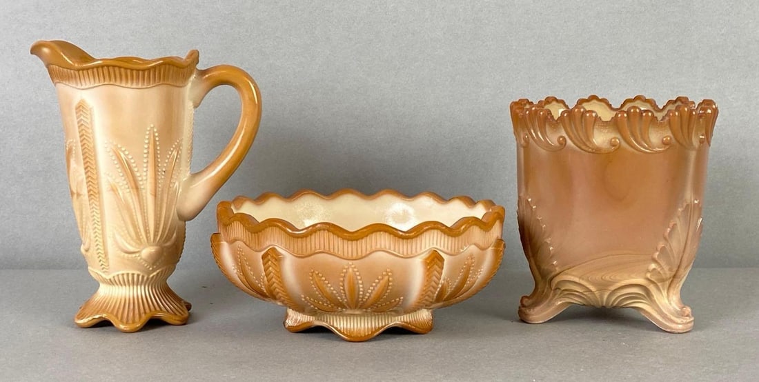 Group of 3 Chocolate Slag Glass Items (1 of 4)