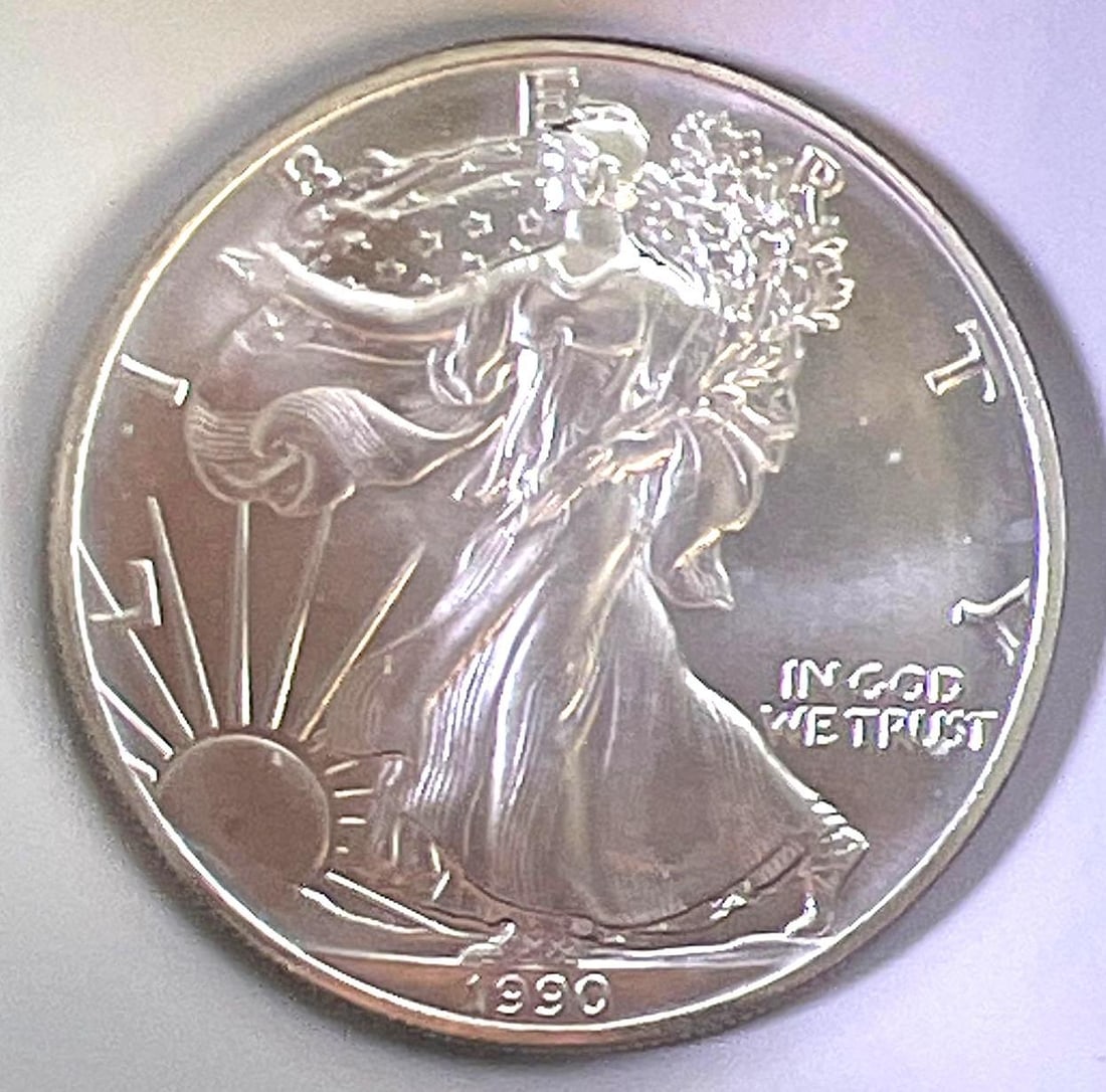 1990 US Mint American Silver Eagles 1 oz  .999 Fine Silver (1 of 2)