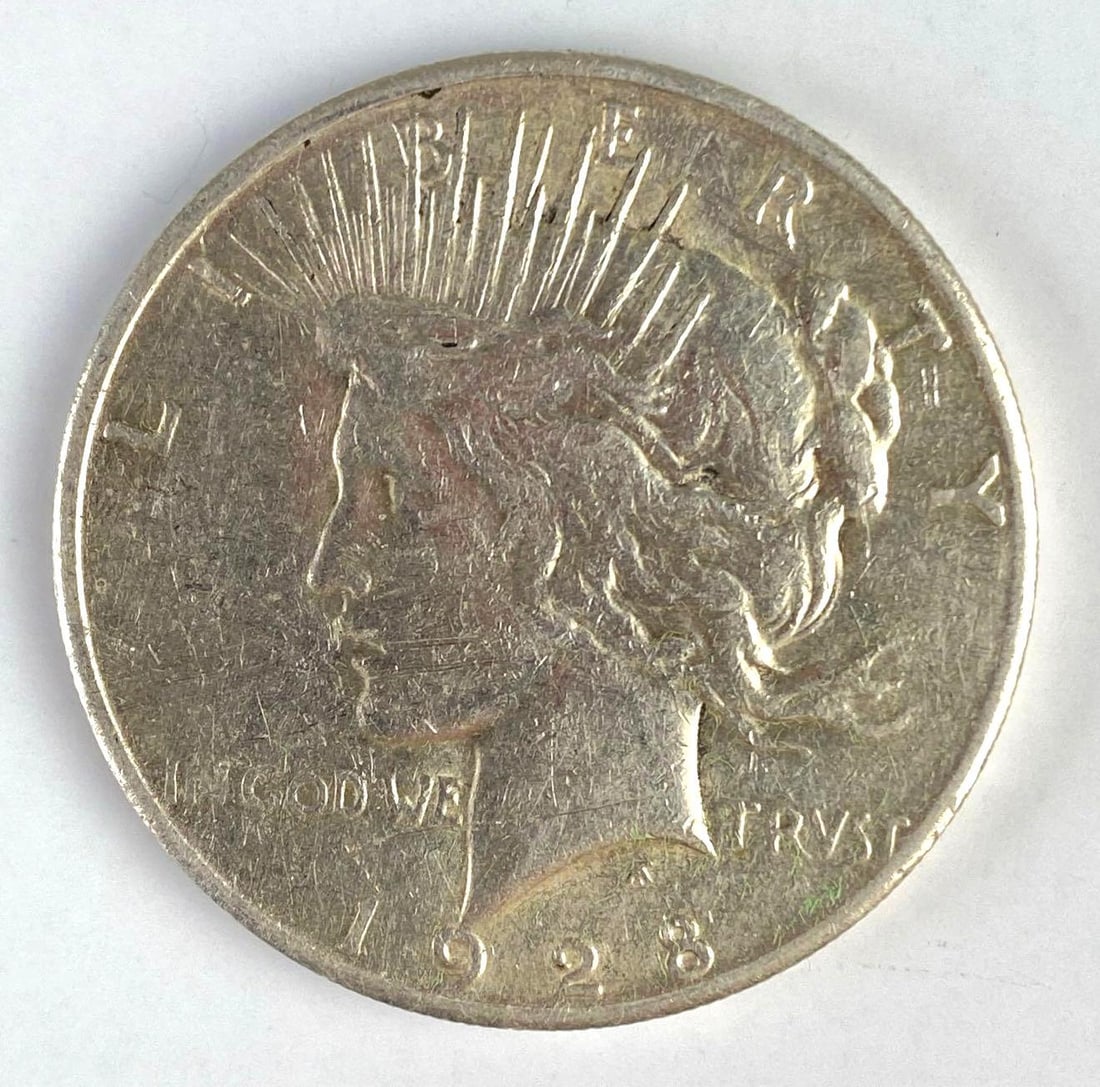 1928-S US Peace Silver Dollar (1 of 2)