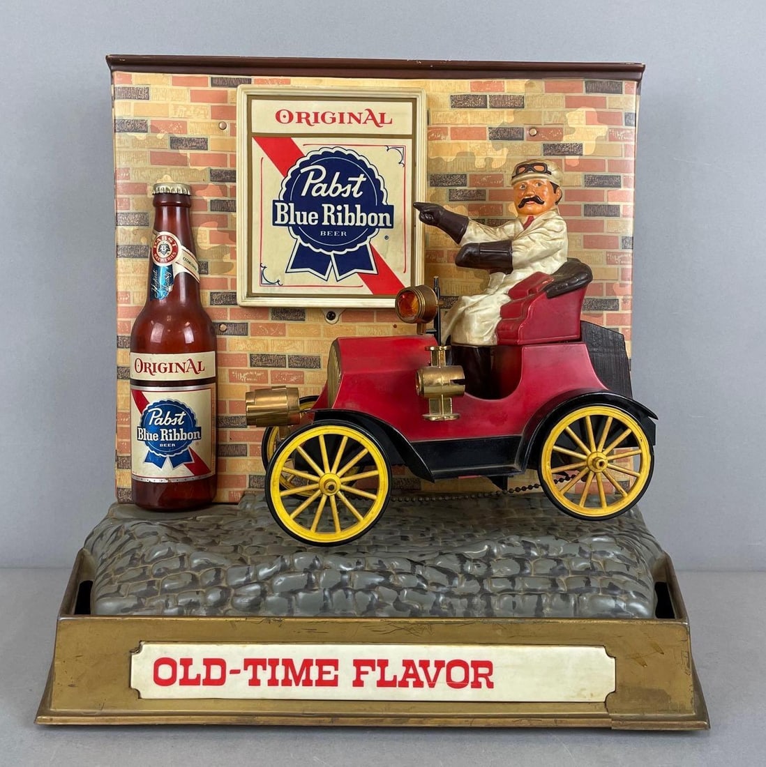 Vintage Pabst Blue Ribbon Beer Light Up Motion Advertising Sign (1 of 7)