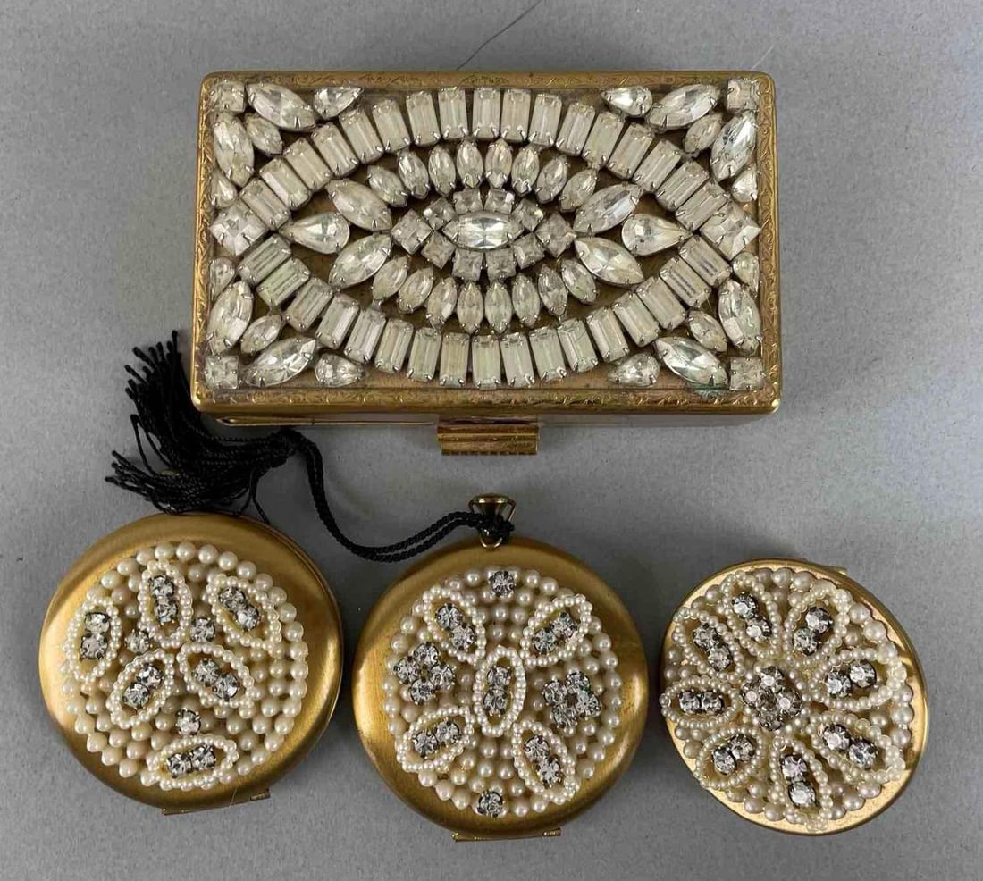 Group of Vintage Ornate Makeup Compacts: Largest measures 1 1/4 x 4 1/2 x 2 3/4 inches
