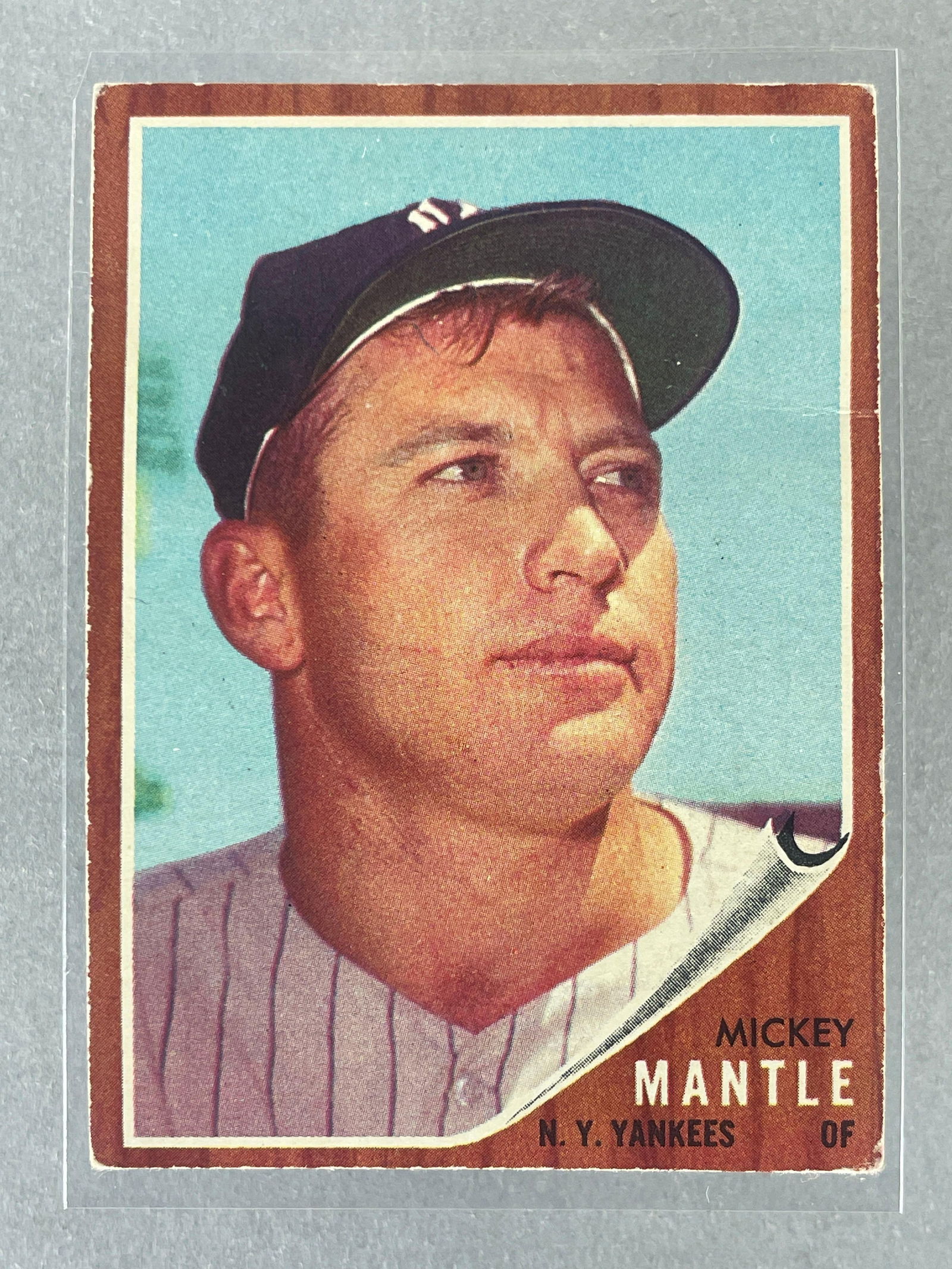 1962 Topps Mickey Mantle #200 (1 of 2)