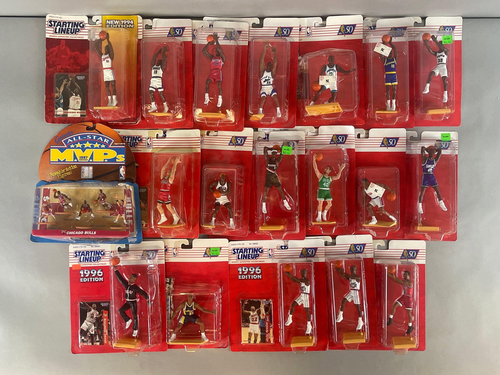 18 - Starting Lineup Basketball Figures in Original Packages: Includes Clyde Drexler, Scottie Pippen, Dennis Rodman, and More, Also 1997 Galoobs Chicago Bulls