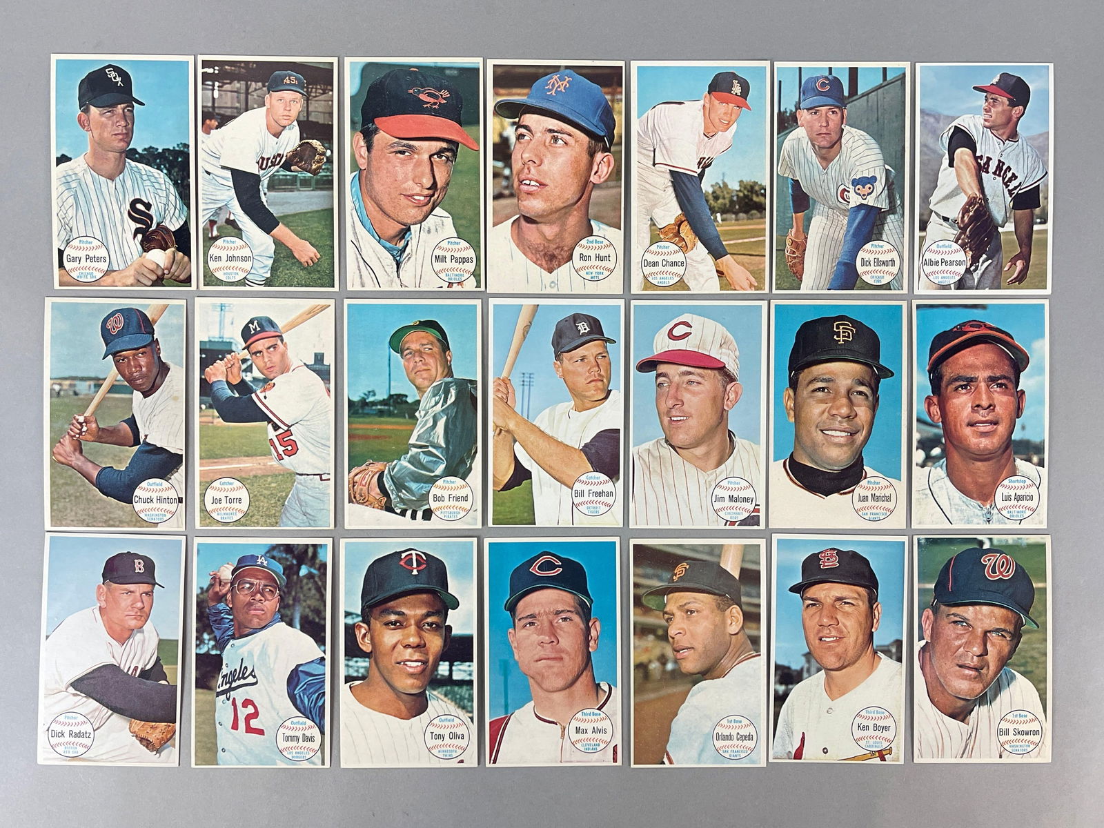 21 - 1964 Topps Giants Baseball Cards with HOFs (1 of 2)