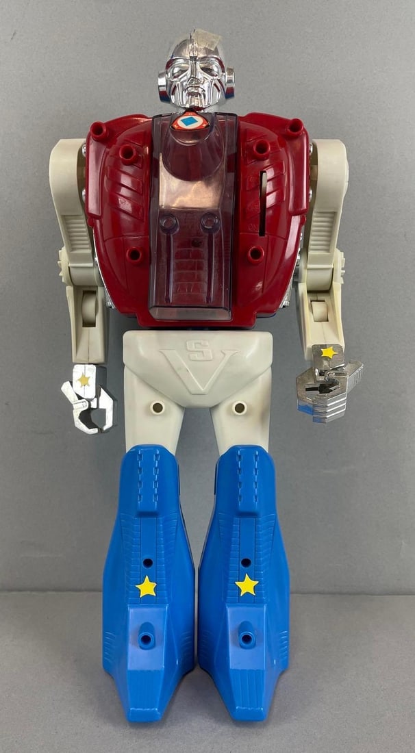 1976 Mego Micronauts Biotron Battery Operated Robot (1 of 4)