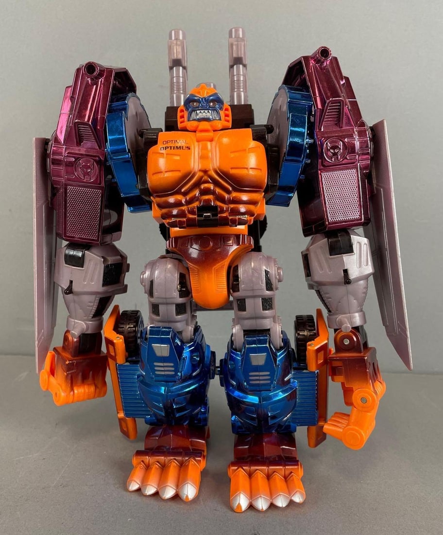 Transformers Beast Wars Transmetal Maximal Optimal Optimus Action Figure: Measures 10 inches tall as shown