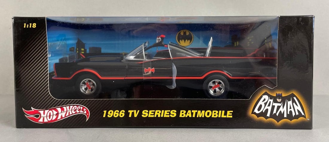 Mattel Hot Wheels 1966 Batman TV Series Batmobile Die-Cast Car (1 of 4)
