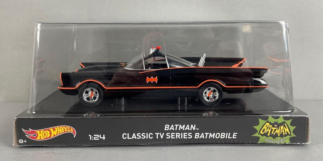 Mattel Hot Wheels 1966 Batman TV Series Batmobile Die-Cast Car (1 of 3)