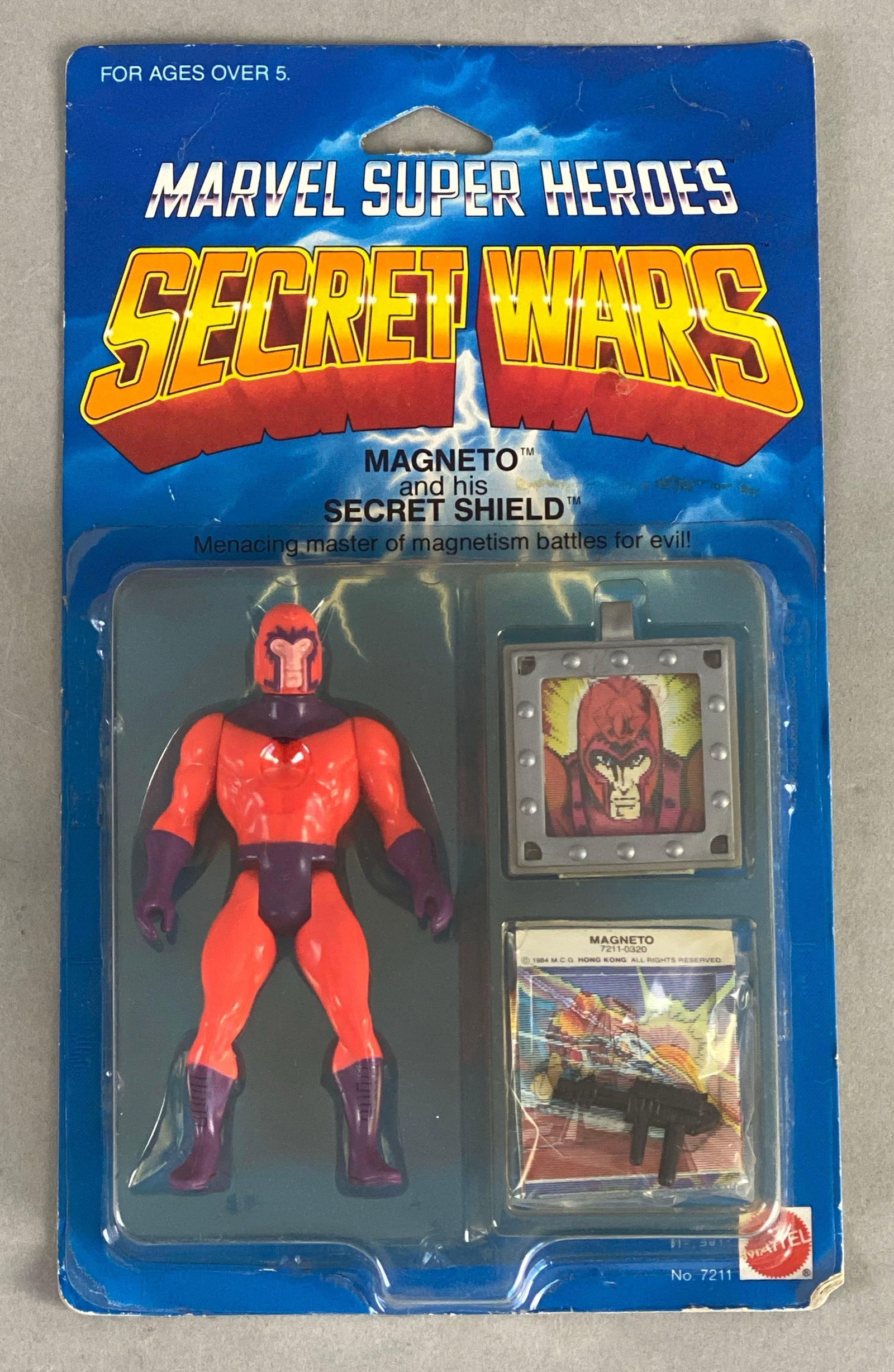 1984 Mattel Marvel Super Heroes Secret Wars Magneto Action Figure (1 of 2)