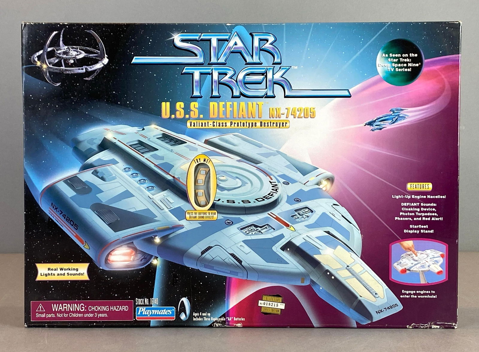 1997 Playmates Star Trek USS Defiant Prototype Destroyer (1 of 3)