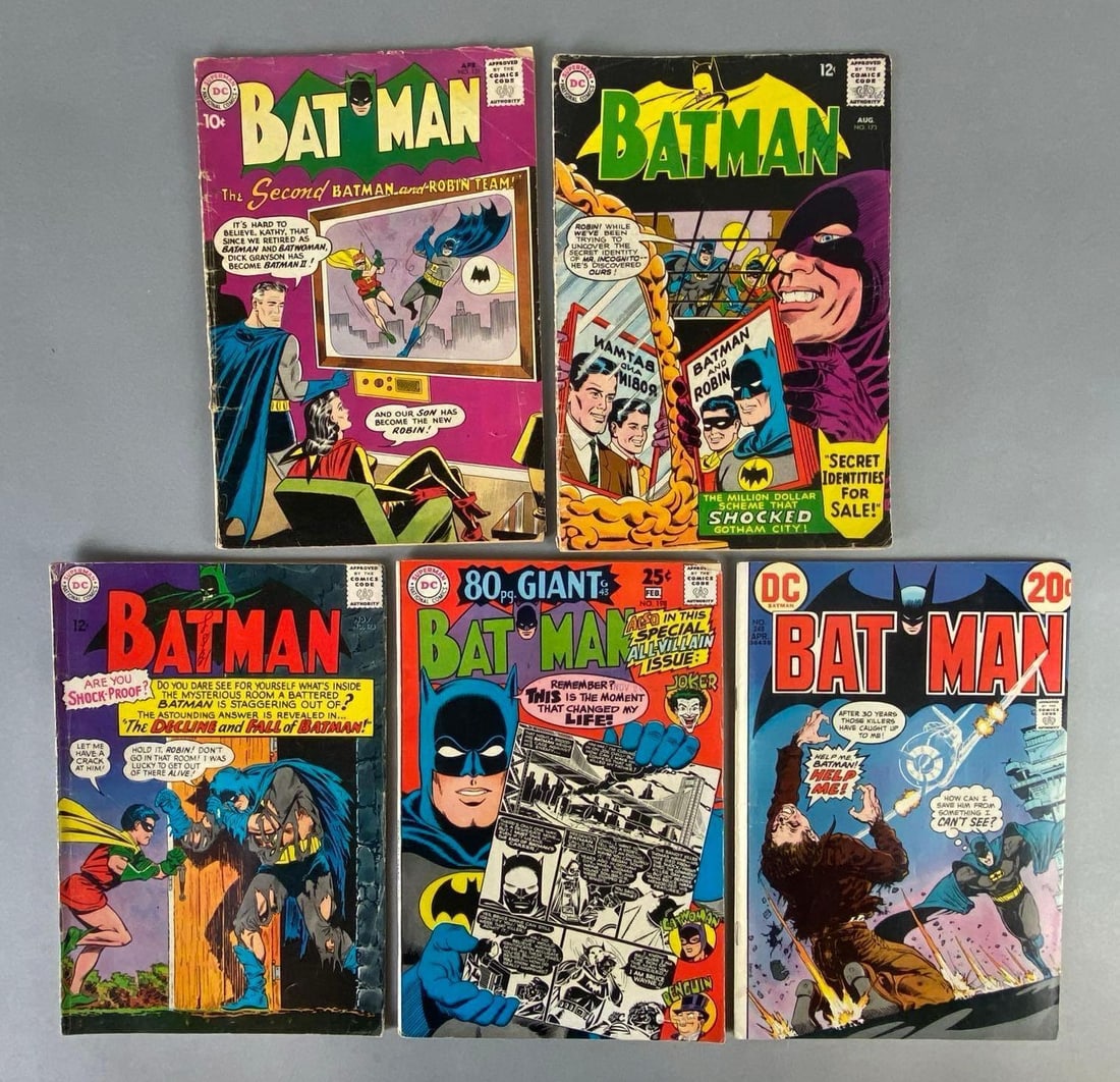 Group of 5 DC Batman Comic Books (1 of 4)