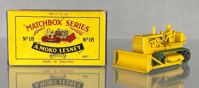 Matchbox No. 18 Caterpillar Bulldozer