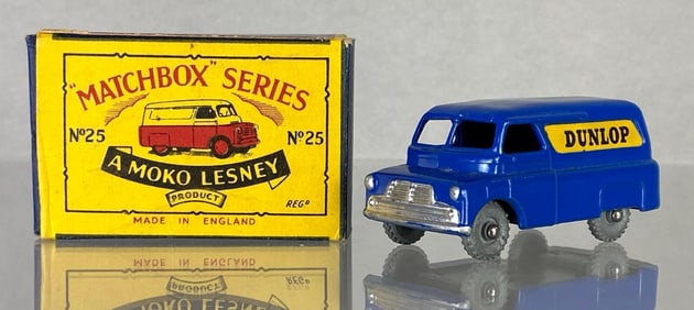 Matchbox No. 25 Dunlop Van