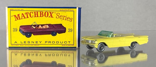 Matchbox No. 39 Pontiac Convertible