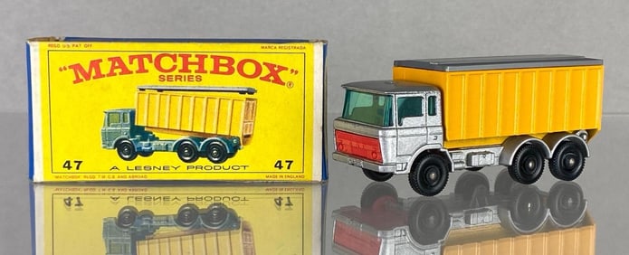 Matchbox No. 47 DAF Tipper Container Truck