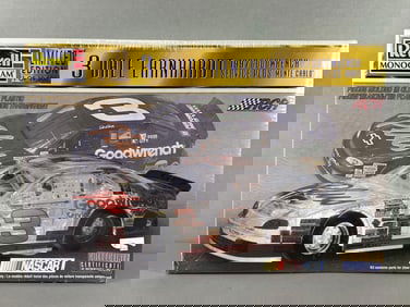 Revell Monogram Limited Edition 1997 Goodwrench Service Plus Monte Carlo Clear model Car Kit