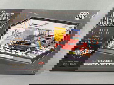 Estes Chevrolet Corvette Great Garages Die-Cast Car Model Kit