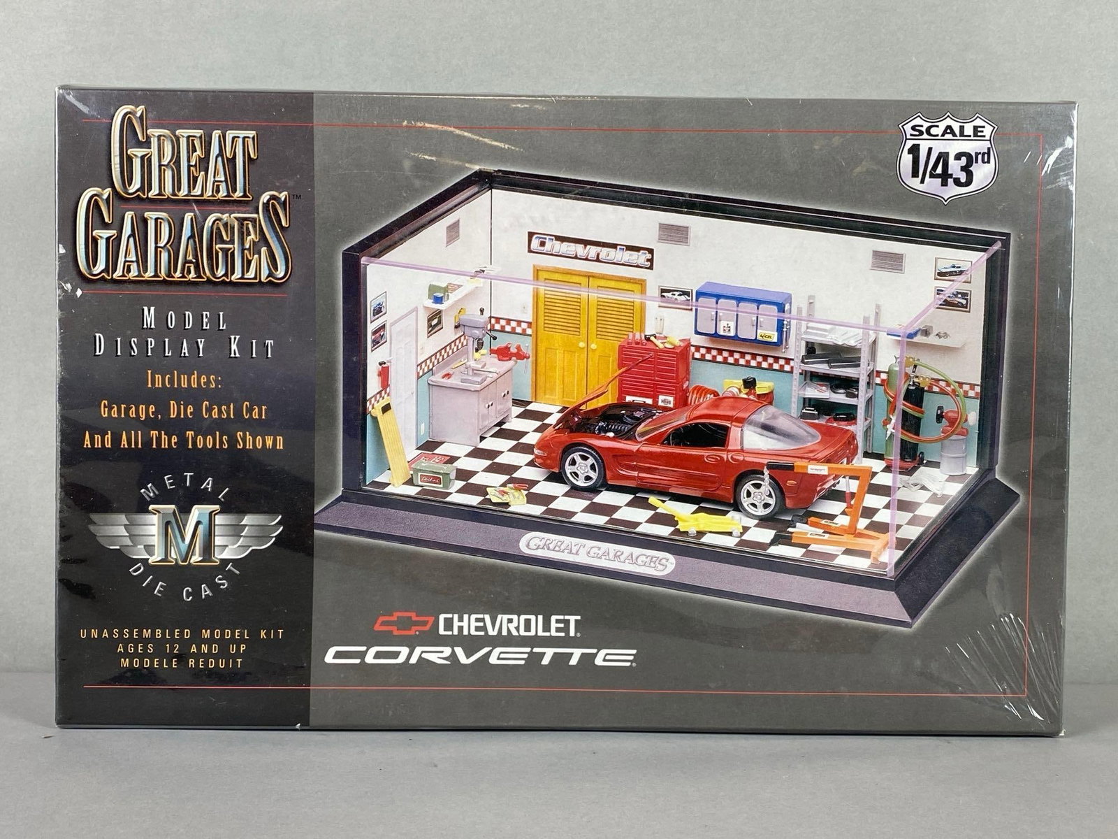 Estes Chevrolet Corvette Great Garages Die-Cast Car Model Kit (1 of 3)