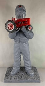 ERTl Outlet Store Display International Harvest Resin Statue and Tractor