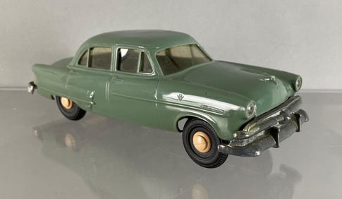 1953 Ford Customline Green Dealership Promo Car