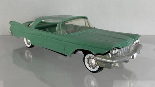 1960 Chrysler Imperial Green S.M.P. Friction Dealership Promo Car